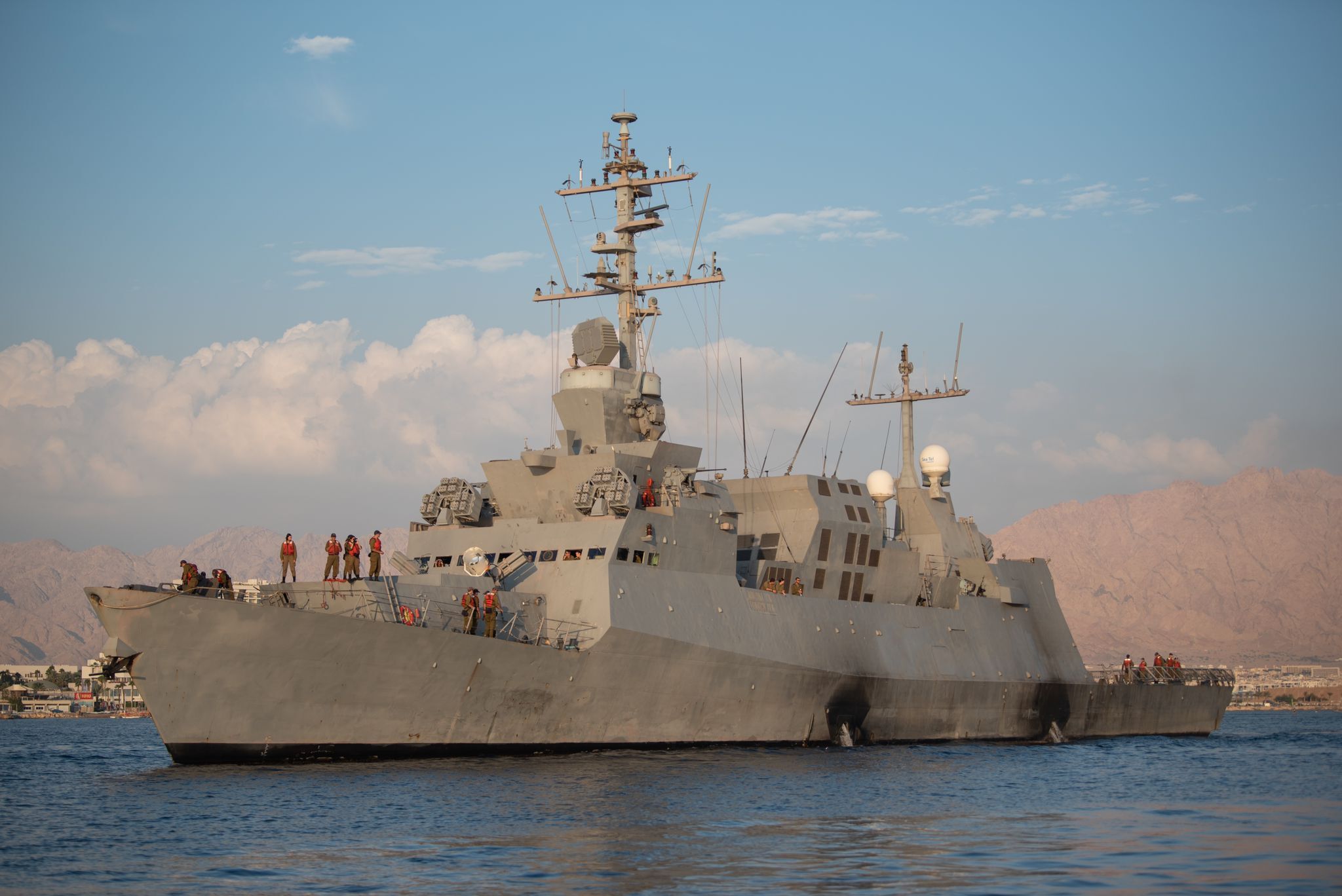 Rebeldes yemeníes secuestran combatientes en el Mar Rojo en medio de la ofensiva israelí en Gaza |  Internacional